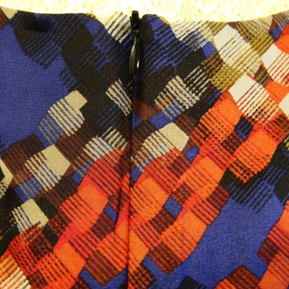 Trina Turk 100% Silk Fit & Flare Dress Size 6 Multicolor Geometric Sleeveless - Picture 5 of 9